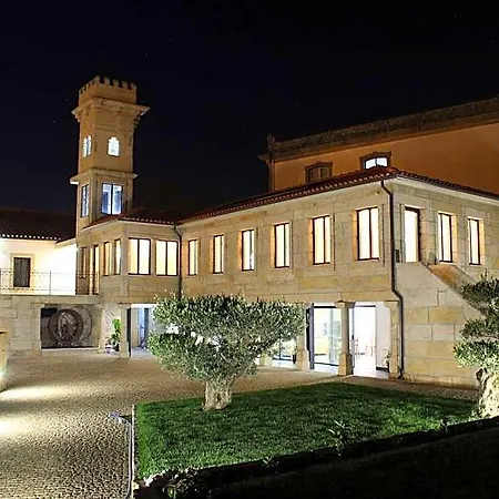 Πανδοχείο Casa Da Torre - *